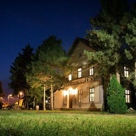 Hotel Locomotiv Vendeghaz Hercegszanto Zewnętrze zdjęcie